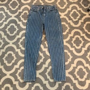 Striped mom jeans size 0 blue and white denim